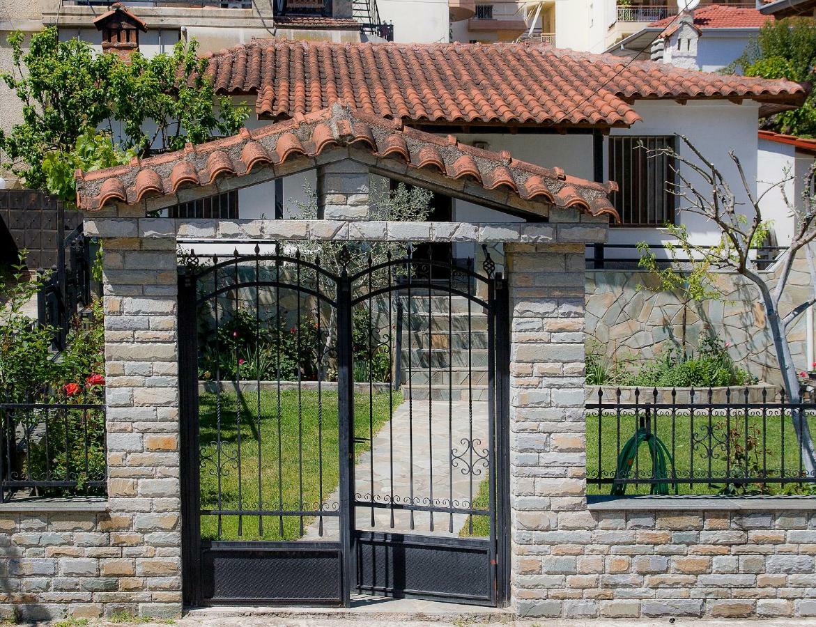 Lena'S Garden House Villa Kalampáka Ngoại thất bức ảnh
